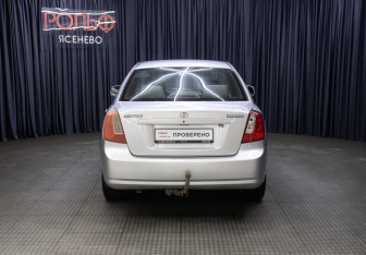 Подержанный автомобиль Daewoo Gentra Sedan 2013 года (6 фото)