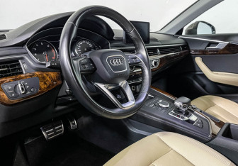 Подержанный автомобиль Audi A4 Sedan 2016 года (13 фото)