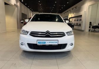 Подержанный автомобиль Citroen C-Elysee 2013 года (2 фото)