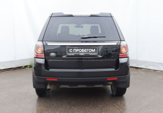 Подержанный автомобиль Land Rover Freelander 2013 года (5 фото)