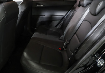 Подержанный автомобиль Hyundai Creta 2020 года (10 фото)