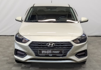 Подержанный автомобиль Hyundai Solaris Sedan 2019 года (2 фото)
