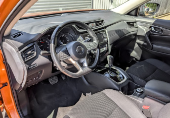 Подержанный автомобиль Nissan X-Trail 2021 года (16 фото)