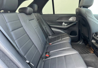 Подержанный автомобиль Mercedes-Benz GLE 2021 года (11 фото)