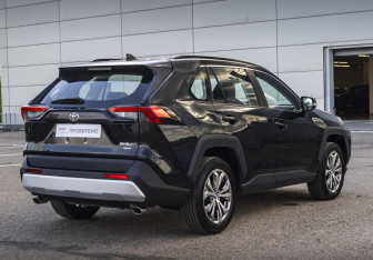 Новый Toyota RAV4 2023 (5 фото)