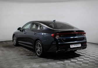 Подержанный автомобиль Kia K5 2020 года (7 фото)