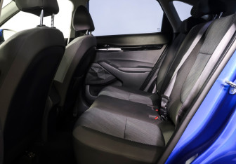 Подержанный автомобиль Kia Seltos 2021 года (11 фото)