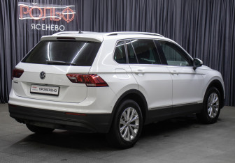 Подержанный автомобиль Volkswagen Tiguan 2018 года (5 фото)