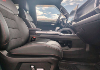 Подержанный автомобиль Jetour T2 2024 года (10 фото)