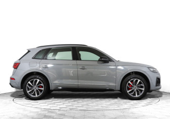 Новый Audi Q5 2024 (4 фото)