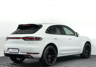 Подержанный автомобиль Porsche Macan 2019 года (5 фото)