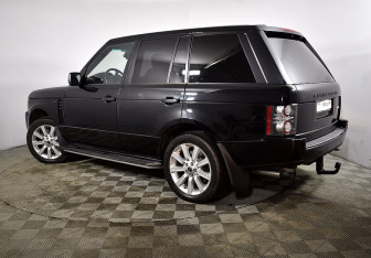 Подержанный автомобиль Land Rover Range Rover 2010 года (8 фото)