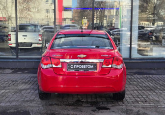 Подержанный автомобиль Chevrolet Cruze Sedan 2012 года (7 фото)