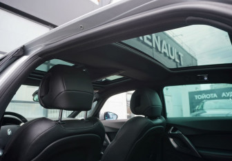 Подержанный автомобиль Citroen DS5 2012 года (13 фото)