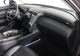 Подержанный автомобиль Hyundai Tucson 2021 года (10 фото)