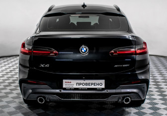 Подержанный автомобиль BMW X4 2018 года (6 фото)