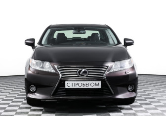 Подержанный автомобиль Lexus ES 2014 года (2 фото)