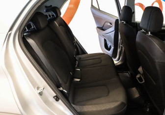 Подержанный автомобиль Hyundai Creta 2021 года (15 фото)