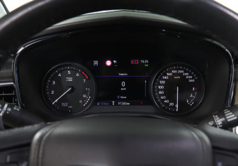 Подержанный автомобиль Cadillac XT6 2020 года (11 фото)