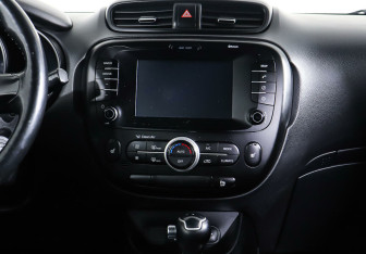 Подержанный автомобиль Kia Soul 2017 года (13 фото)