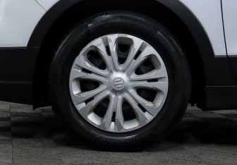 Подержанный автомобиль Suzuki SX4 Hatchback 2018 года (8 фото)