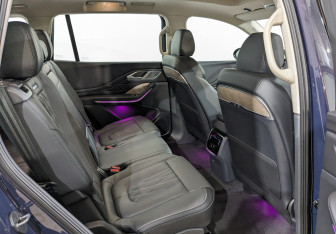 Новый Hongqi HS7 2025 (12 фото)