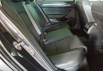 Подержанный автомобиль Volkswagen Passat Wagon 2018 года (10 фото)