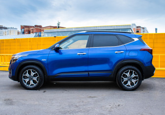 Подержанный автомобиль Kia Seltos 2022 года (8 фото)