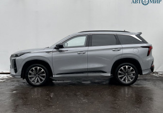 Подержанный автомобиль Changan CS75PLUS 2024 года (8 фото)