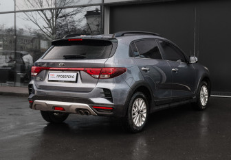 Подержанный автомобиль Kia Rio Hatchback 2020 года (4 фото)