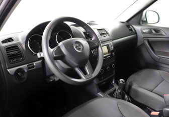Подержанный автомобиль Skoda Yeti 2017 года (7 фото)
