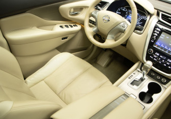 Подержанный автомобиль Nissan Murano Suv 2017 года (18 фото)