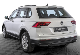 Подержанный автомобиль Volkswagen Tiguan 2021 года (7 фото)