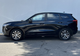 Подержанный автомобиль Haval Jolion 2022 года (8 фото)
