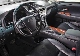 Подержанный автомобиль Lexus RX 2012 года (16 фото)
