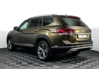 Подержанный автомобиль Volkswagen Teramont 2019 года (7 фото)