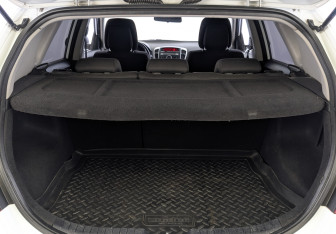 Подержанный автомобиль Kia Ceed Hatchback 2011 года (10 фото)