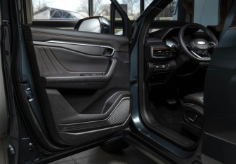 Новый Geely Okavango 2025 (8 фото)