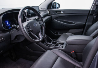 Подержанный автомобиль Hyundai Tucson 2020 года (9 фото)
