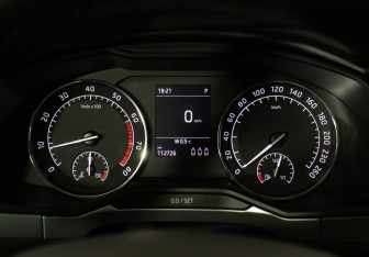 Подержанный автомобиль Skoda Superb Liftback 2017 года (12 фото)