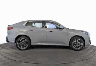 Новый BMW X2 2025 (4 фото)