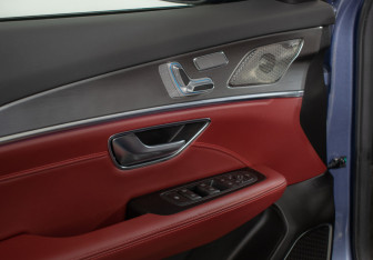 Подержанный автомобиль Jetour X70 Plus 2023 года (16 фото)