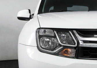 Подержанный автомобиль Renault Duster 2015 года (7 фото)