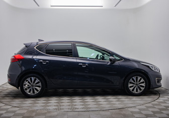 Подержанный автомобиль Kia Ceed Hatchback 2018 года (6 фото)