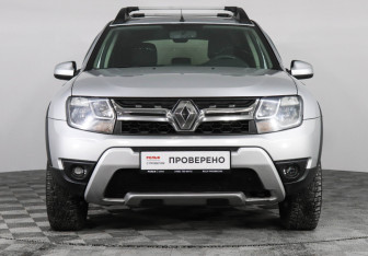 Подержанный автомобиль Renault Duster 2018 года (2 фото)