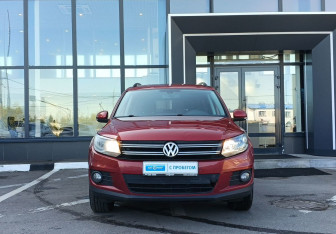Подержанный автомобиль Volkswagen Tiguan 2013 года (2 фото)
