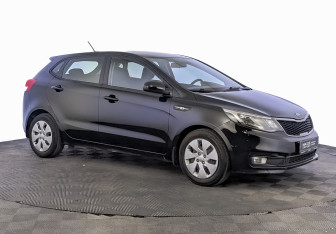 Подержанный автомобиль Kia Rio Hatchback 2017 года (3 фото)