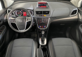 Подержанный автомобиль Opel Mokka 2015 года (9 фото)