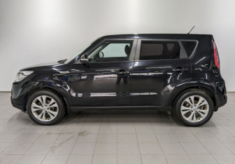 Подержанный автомобиль Kia Soul 2016 года (8 фото)