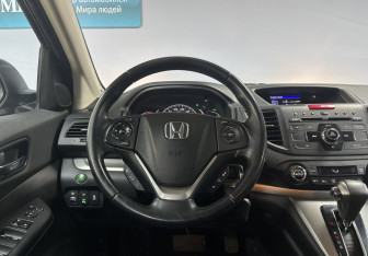 Подержанный автомобиль Honda CR-V 2014 года (18 фото)
